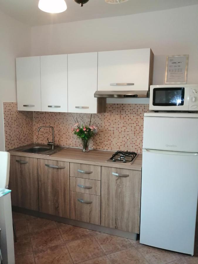 Apartments Villa Nona Umag Exterior foto