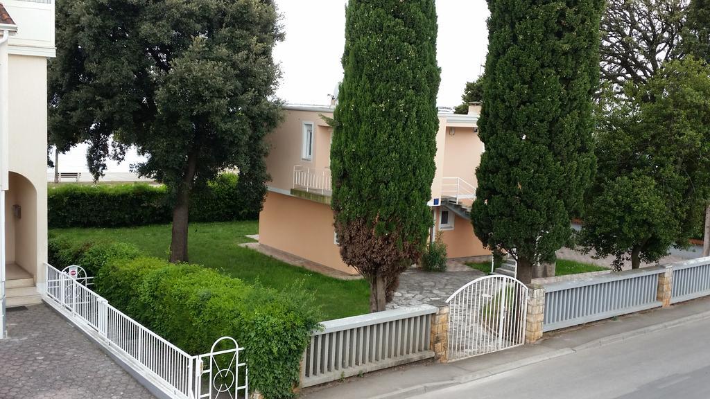 Apartments Villa Nona Umag Exterior foto