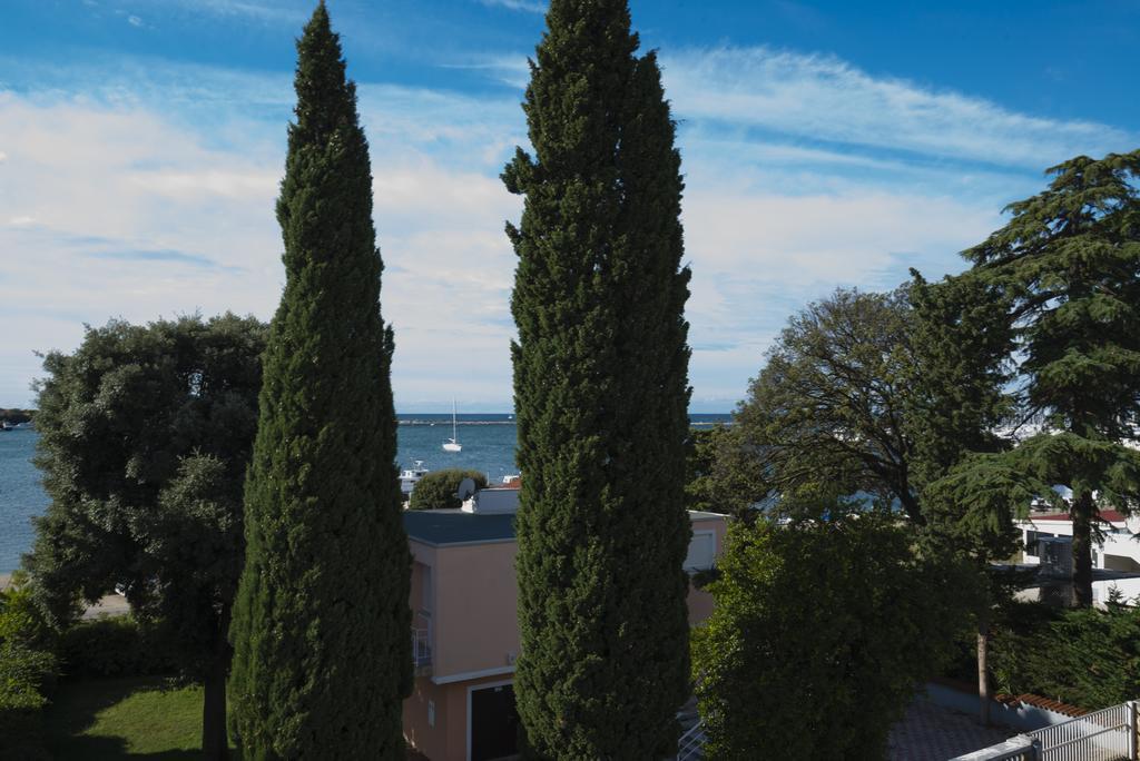 Apartments Villa Nona Umag Exterior foto